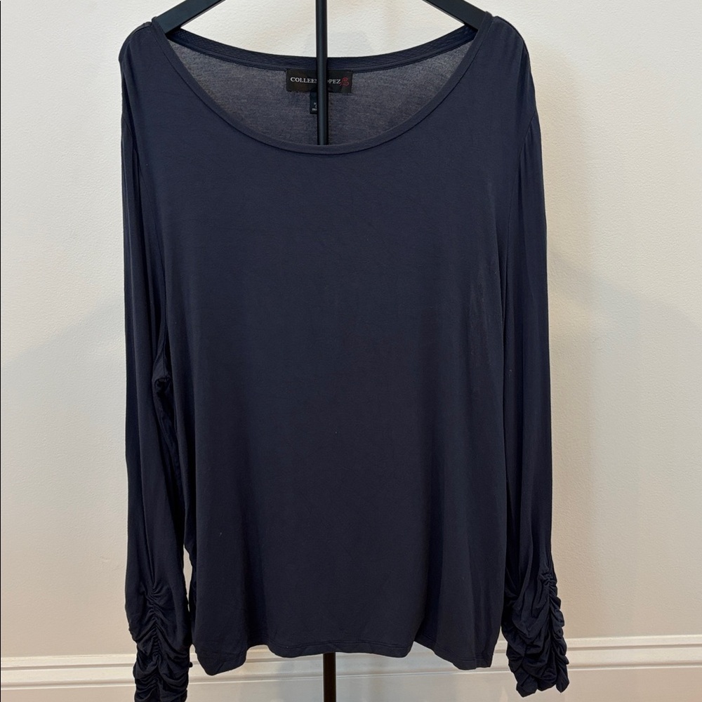Colleen Lopez Navy Long-Sleeve Ruched-Sleeve Tee